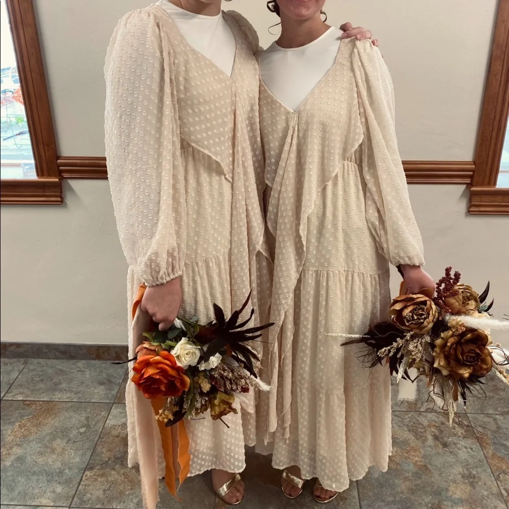 ***Sold***Cream Dotted Dress - Picture 5 of 6